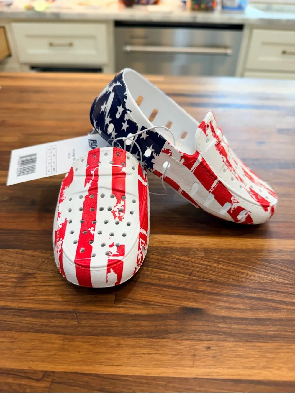 NWT - Floafers Prodigy Kids in American Posh Print - Red White Blue - Size 9
